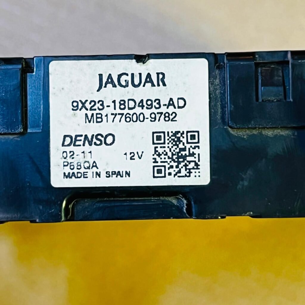 9X2318D493AD Jaguar XF X250 Air Conditioning Control Module 9X23-18D493-AD OEM MB177600972 - OEM Jaguar Climate Control Module