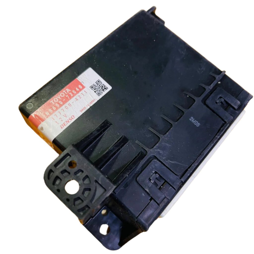 88650-72040 Toyota Amplifier Assy Heater Climate Control Module Denso 177700-4211 - OEM Toyota Audio Amplifier