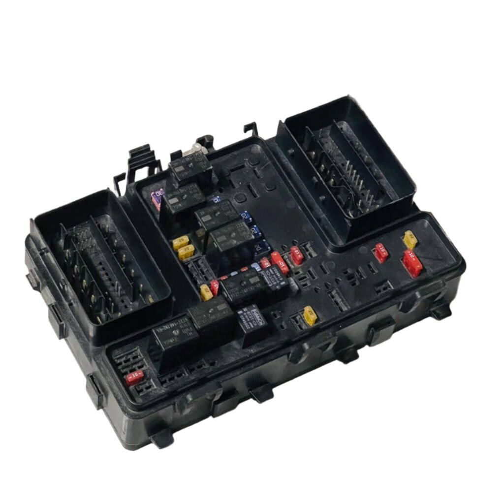 2016-2018 Lincoln MKX Engine Fuse Box Junction Oem F2GT14A067BD Module 121-12E4 - OEM Lincoln Engine Control Unit