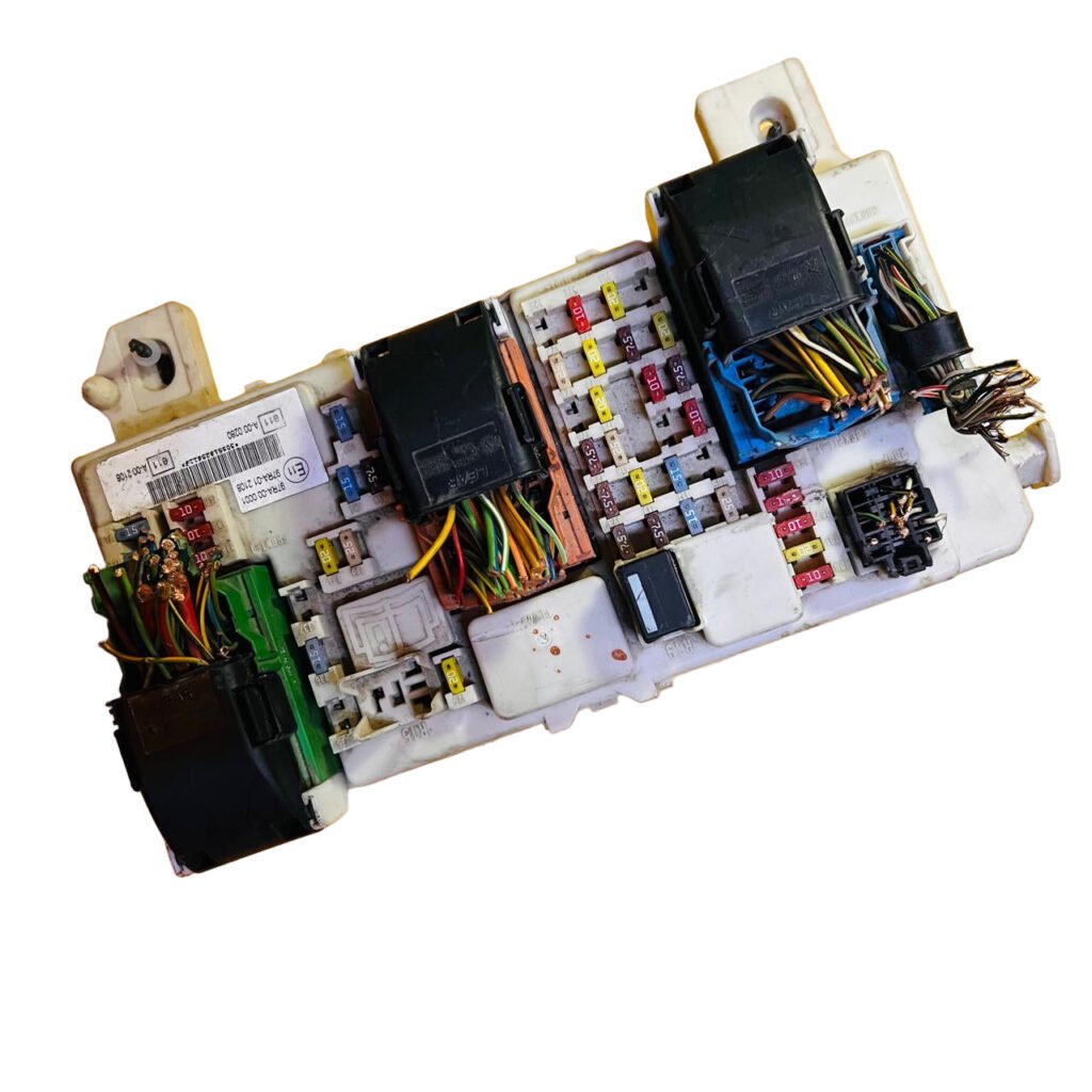7M5T-14A073-FB Ford Focus Mk2 BCM Body Control Module 97RA012108 - OEM Ford Body Control Module