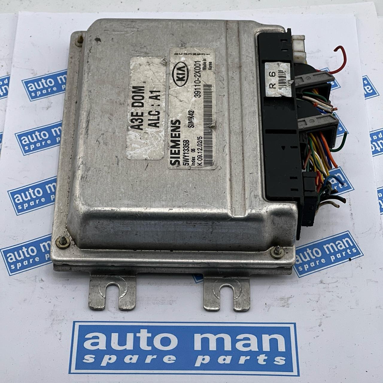 Engine Control Unit / ECU 5WY1335B, 391102X001 KIA Rio 2002 2311024800, 39110-2X001 - OEM Kia Engine Control Unit