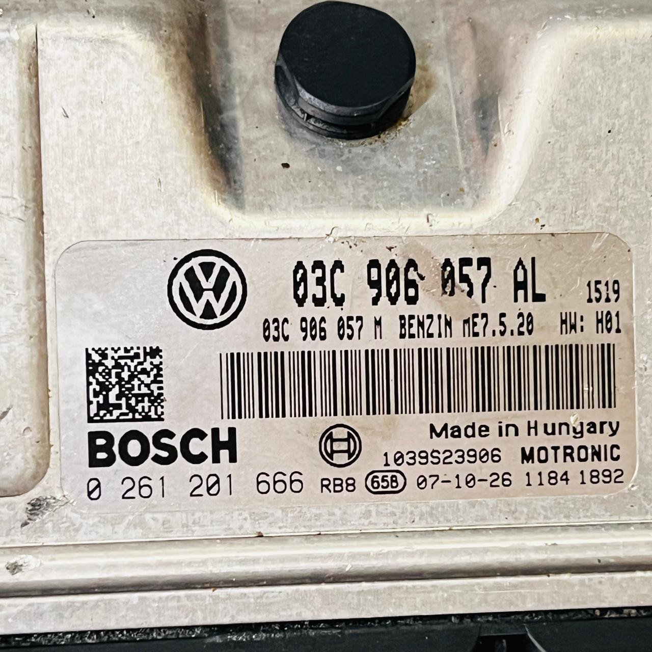 Control Unit Motor 0261201666 03C906057AL VW Skoda Roomster 1.6 - OEM Volkswagen Control Module