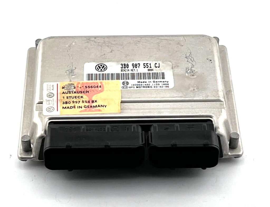 ECU Engine Control Unit VW Passat 2.8 3B0907551CJ 02612067466 - OEM Volkswagen Engine Control Unit