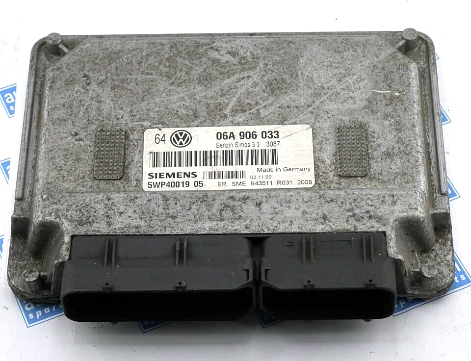ECU VOLKSWAGEN GOLF 06A906033 ENGINE CONTROLLER SIEMENS, 5WP4001905, 06A 906 033 - OEM Volkswagen Engine Control Unit