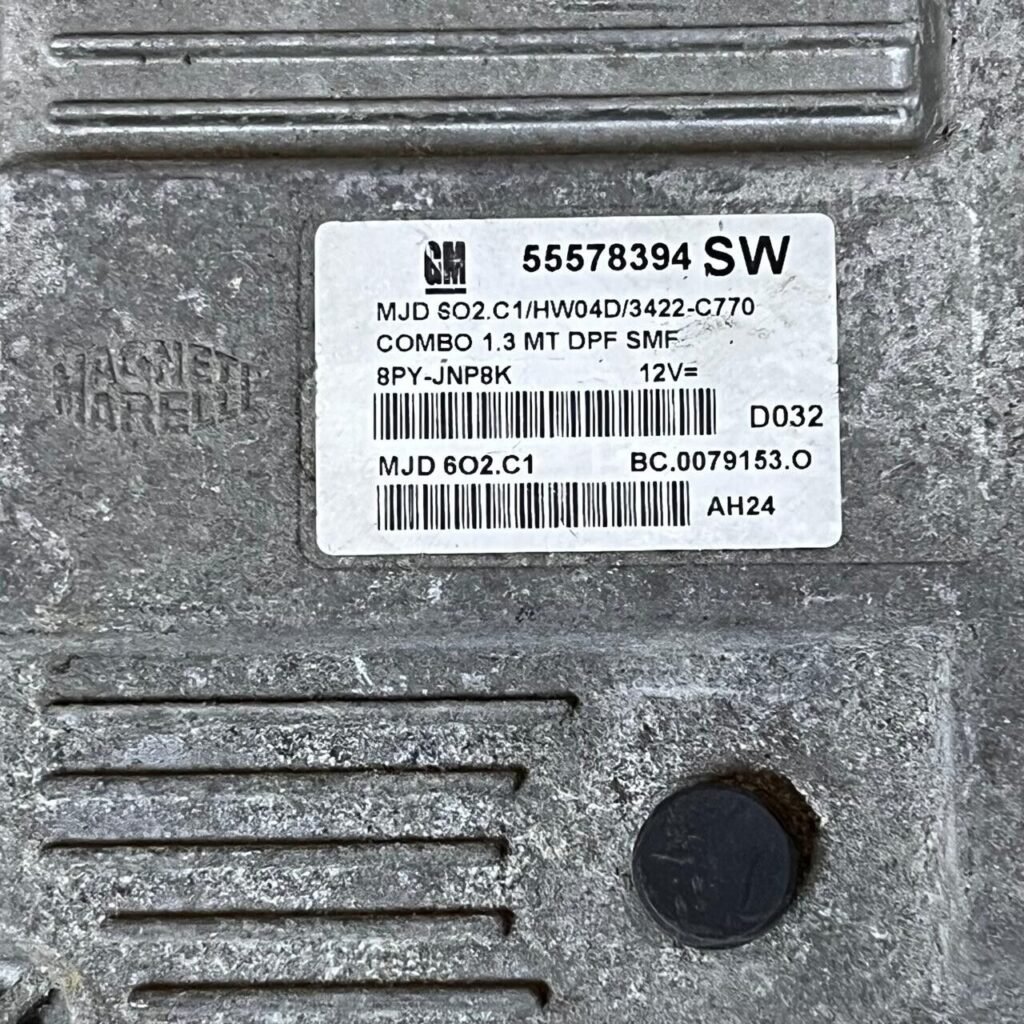 ECU Engine Control Unit Opel Combo 1.3CDTI 55578394 6O2.C1 - OEM Opel Engine Control Unit
