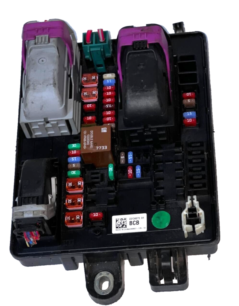 23134073_01 Cadillac CTS 2014-2017 fuse junction box - OEM Cadillac Engine Control Unit