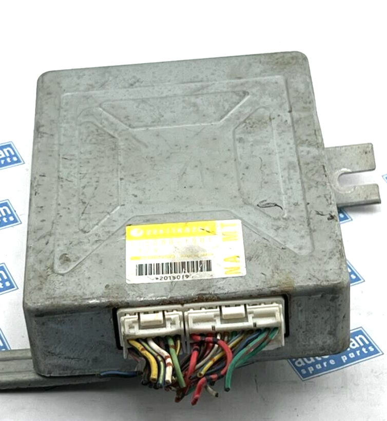 Engine Control Unit SUBARU Vivio 1992 E-KK3 22611KA200 - OEM Subaru Engine Control Unit