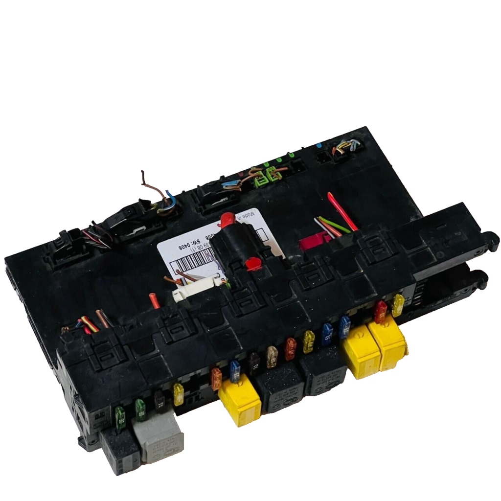 2003-2009 Mercedes-Benz E500 E350 Fuse Relay Box - 2115455601 / 5DK008047-57 - OEM Mercedes-Benz Fuse and Relay Box