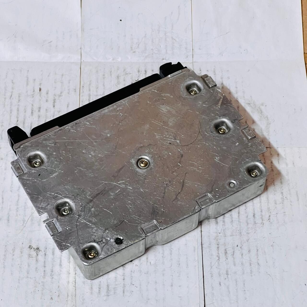 1996-1998 BMW Z3 Engine Control Unit ECU - 1429924 / 0261203667 - OEM BMW Engine Control Unit