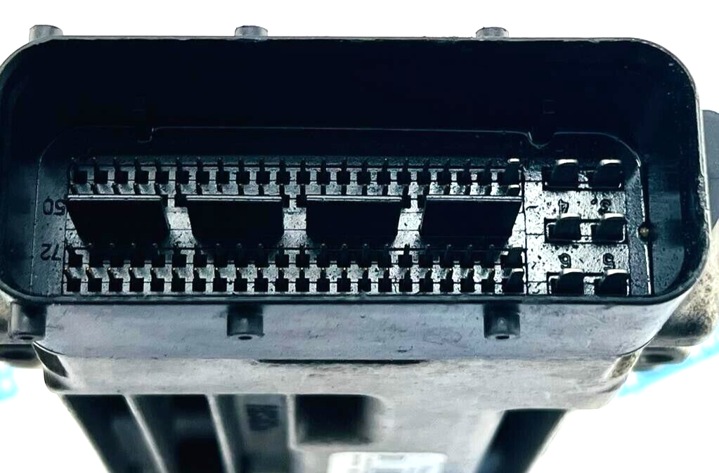 KIA OPTIMA MK3 Engine Control Unit ECU 95440-3BBC2 0260003353 TTF0V17YS2 - OEM Kia Engine Control Unit