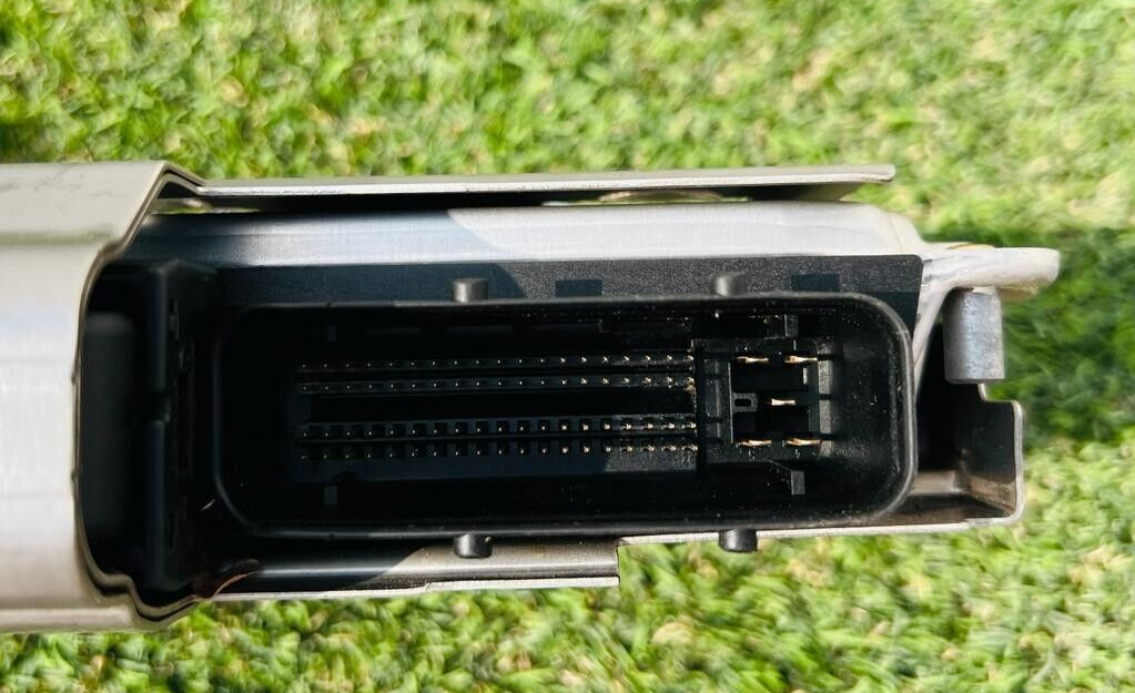 8E0907411 Audi A4 Quattro Engine Computer ECU OEM Engine Control Unit - OEM Audi Engine Control Unit