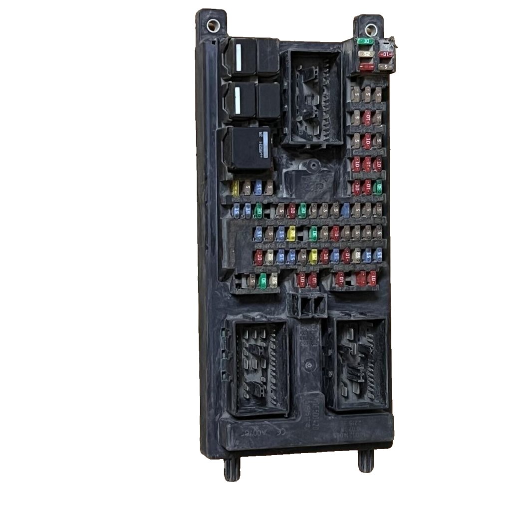 06-09 Land Rover Range Rover Sport Rear Fuse Relay Box - YQE500420 / 519051718 - OEM Land Rover Engine Control Unit