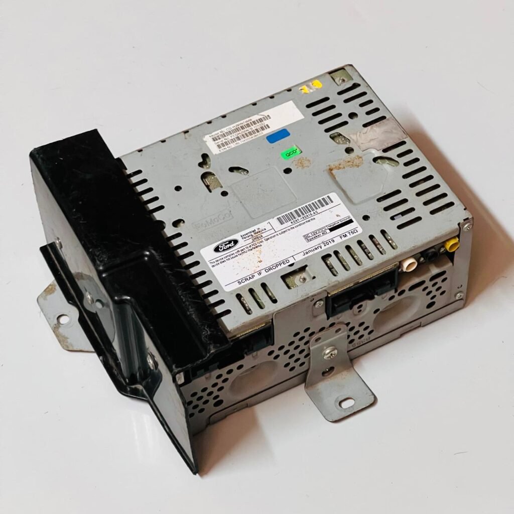 2017-2020 Lincoln Continental OEM Audio Radio Receiver KD9T-18D818-AC KD9T18D818AC - OEM Lincoln Audio Unit