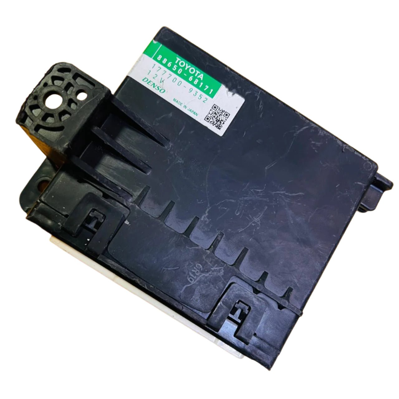 88650-68171 Toyota Wish Amplifier Assy Heater Climate Control Module 177700-9352 OEM - OEM Toyota Audio Amplifier