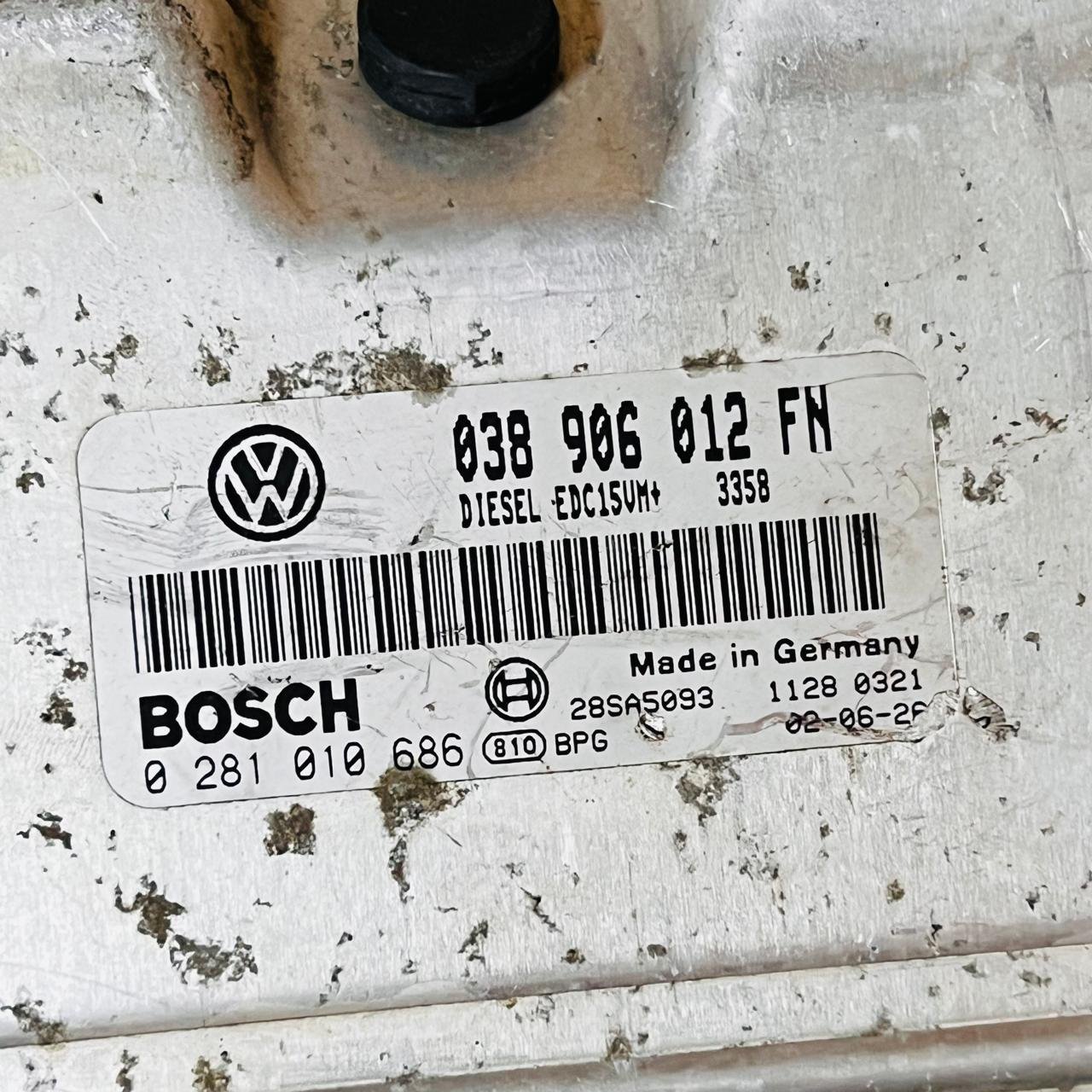 Volkswagen Seat ECU Engine control unit 038906012FN 0281010686 - OEM Volkswagen Engine Control Unit