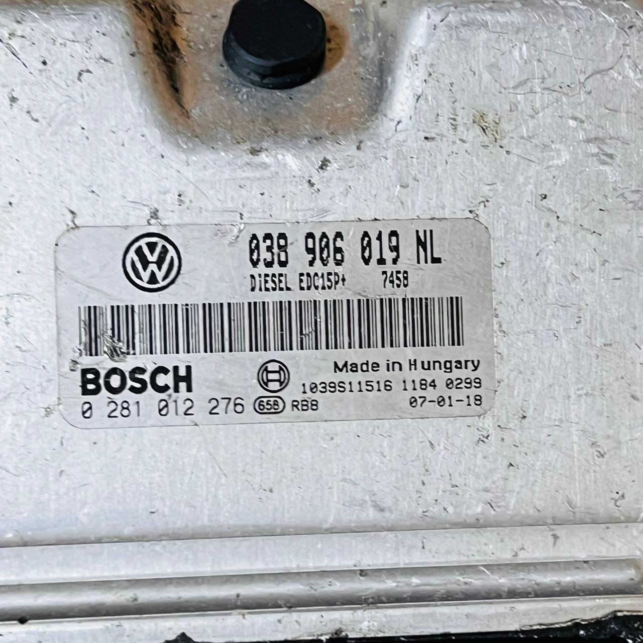 ECU ENGINE CONTROLLER SEAT IBIZA 1.9 TDI AXR 038 906 019 NL, 038906019NL, BOSCH 0 281 012 - OEM seat Engine Control Unit