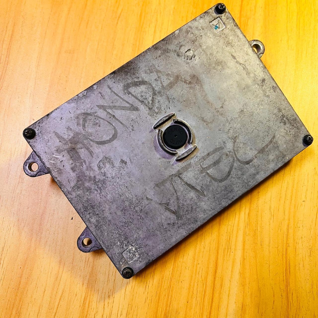 Honda ECU 37820RRFQ11 Engine Control Unit 37820-RRF-Q11 Genuine 4848-100243 Vtec - OEM Honda Engine Control Unit