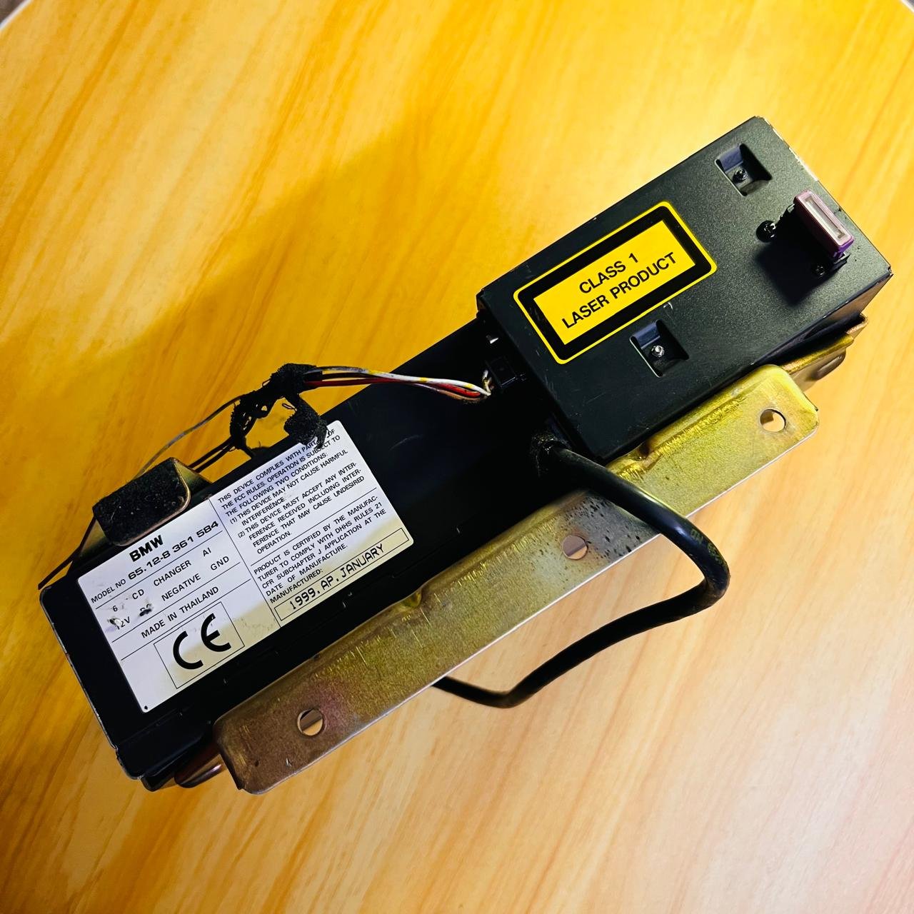 8361584 BMW 6 Disc CD Changer Player 8364931 OEM 65128361584 Fits E46 E39 E83 E53 - OEM BMW Control Module