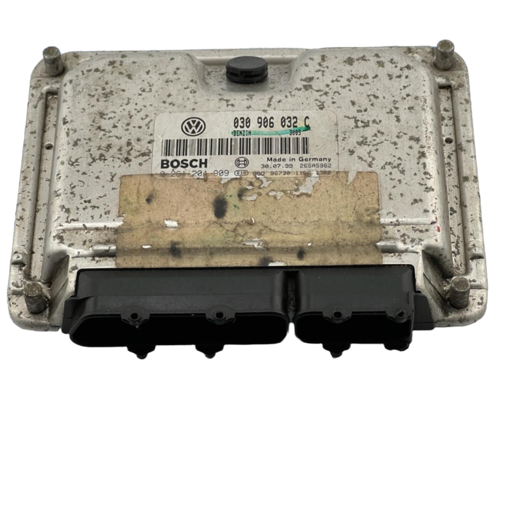 SEAT Engine Control Unit ECU 030906032C 0261204909 - OEM Volkswagen Engine Control Unit
