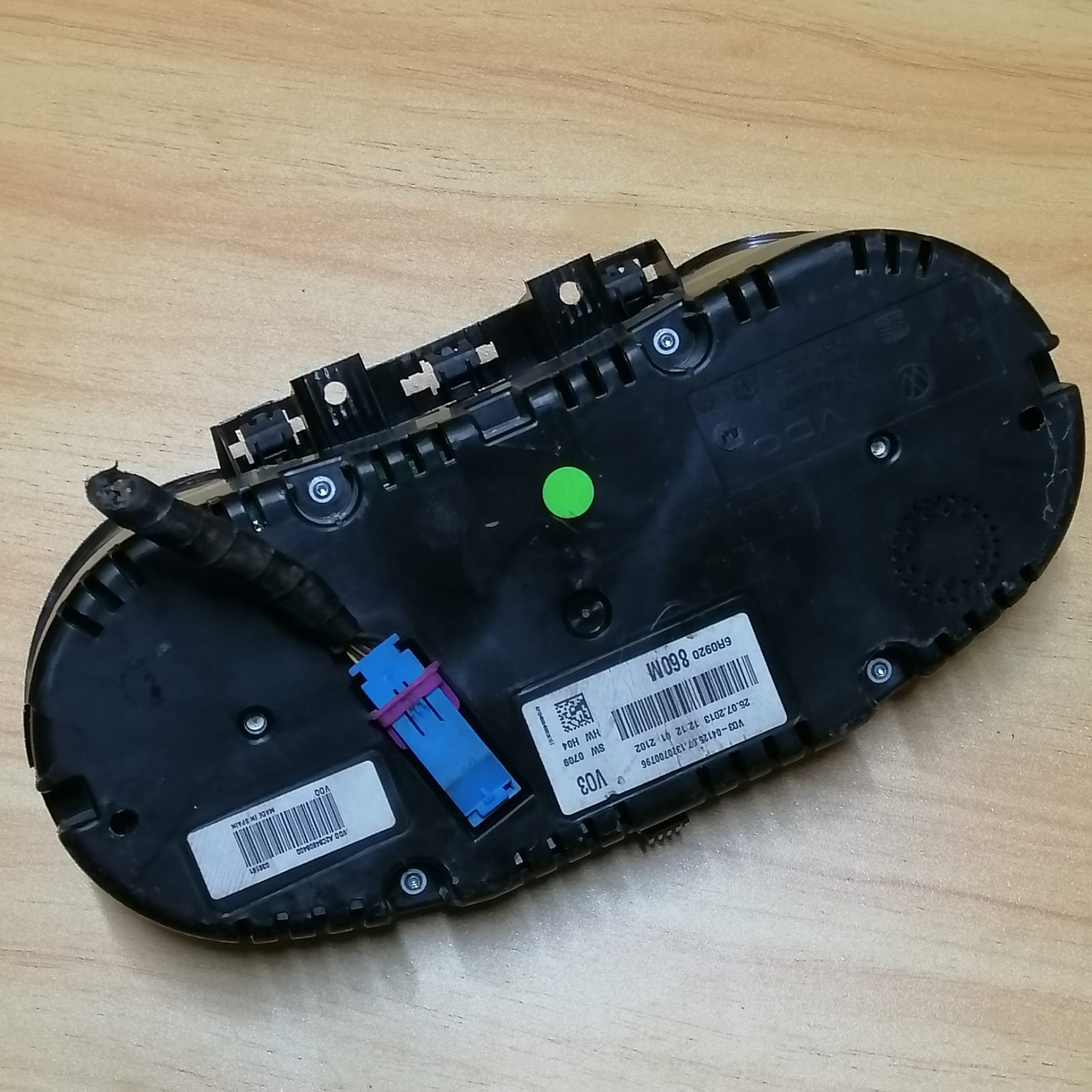 6R0920860M VW V03 Polo V Speedometer Cluster - OEM Volkswagen Instrument Cluster
