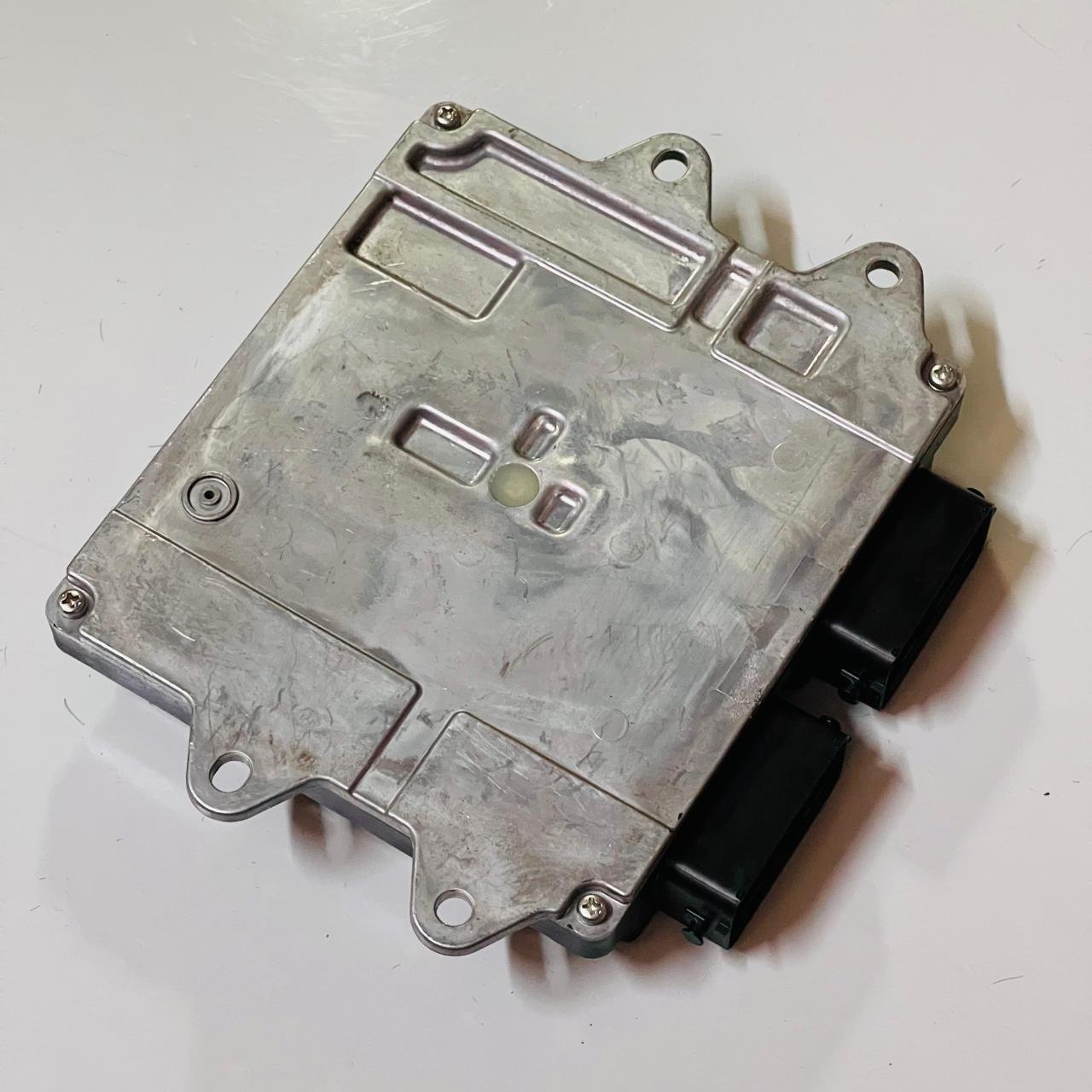 2011 Engine Control Unit MAZDA Premacy DBA-CWEFW LFDV18881L E6T61971HJ1 - OEM Mazda Engine Control Unit