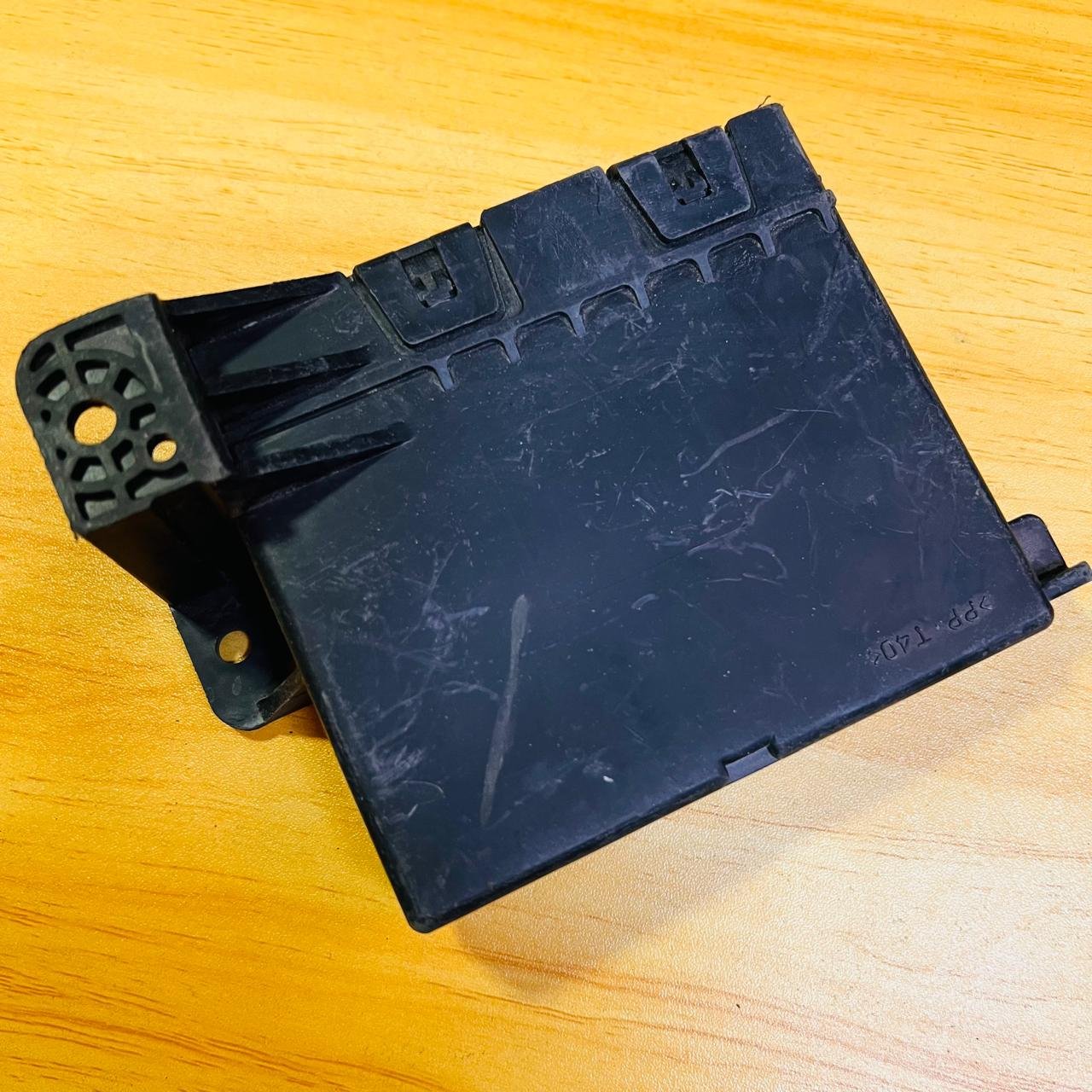 88650-68171 Toyota Wish Amplifier Assy Heater Climate Control Module 177700-9352 OEM - OEM Toyota Audio Amplifier