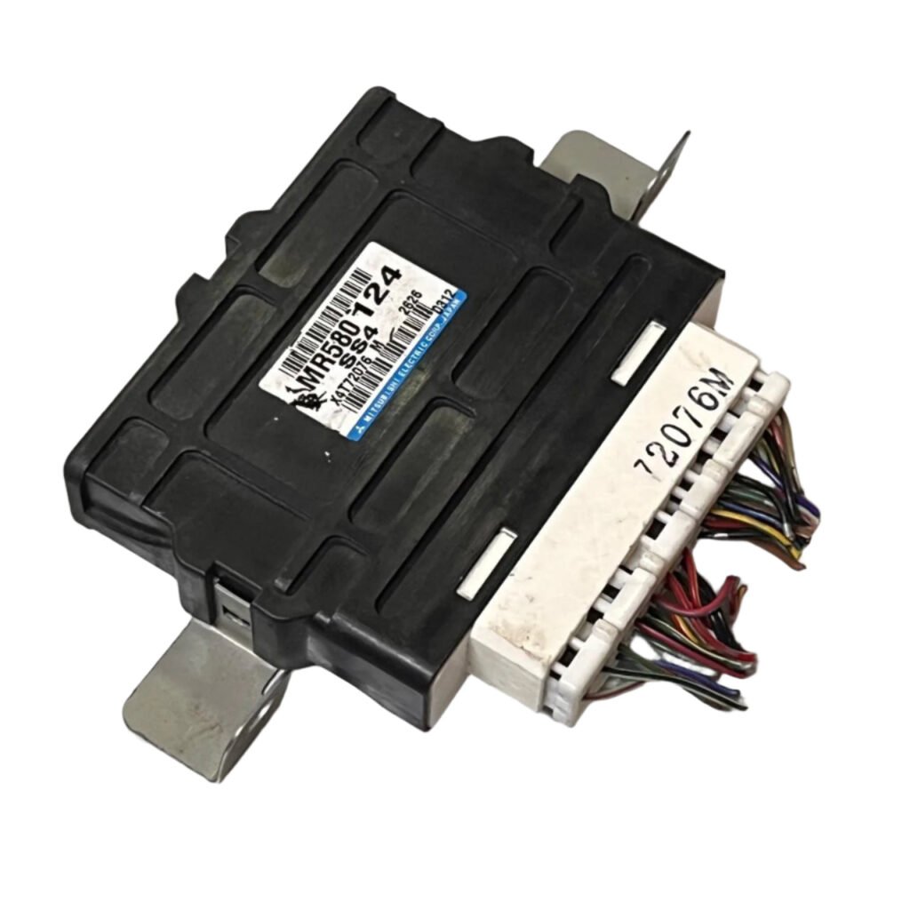 MR580124 Mitsubishi Shogun Pajero 4WD Control Unit X4T72076 - OEM Mitsubishi Transmission Control Module